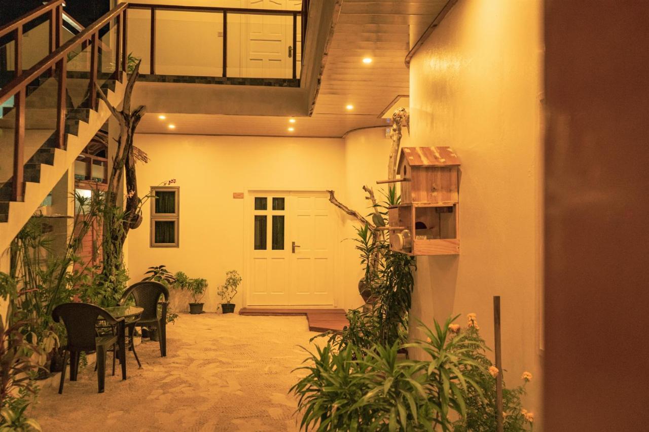 Nala Island Village Maafushi Exterior foto