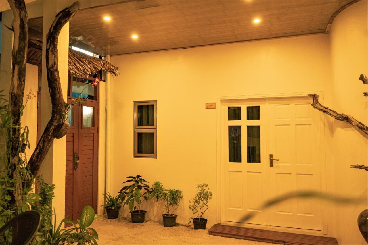 Nala Island Village Maafushi Exterior foto